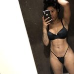 The plug daughter leaks
