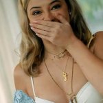 See the Hottest Madelyn Cline Sexy Scenes