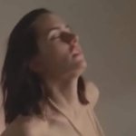 Madchen Amick has sex with a guy on the bed
