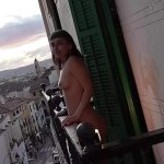 It was such a rush to go on the balcony completely naked and make out