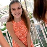 GIRL GETS FULLY NAKED IN THE BALCONY