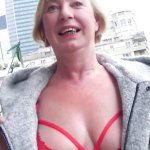 I fuck an older woman