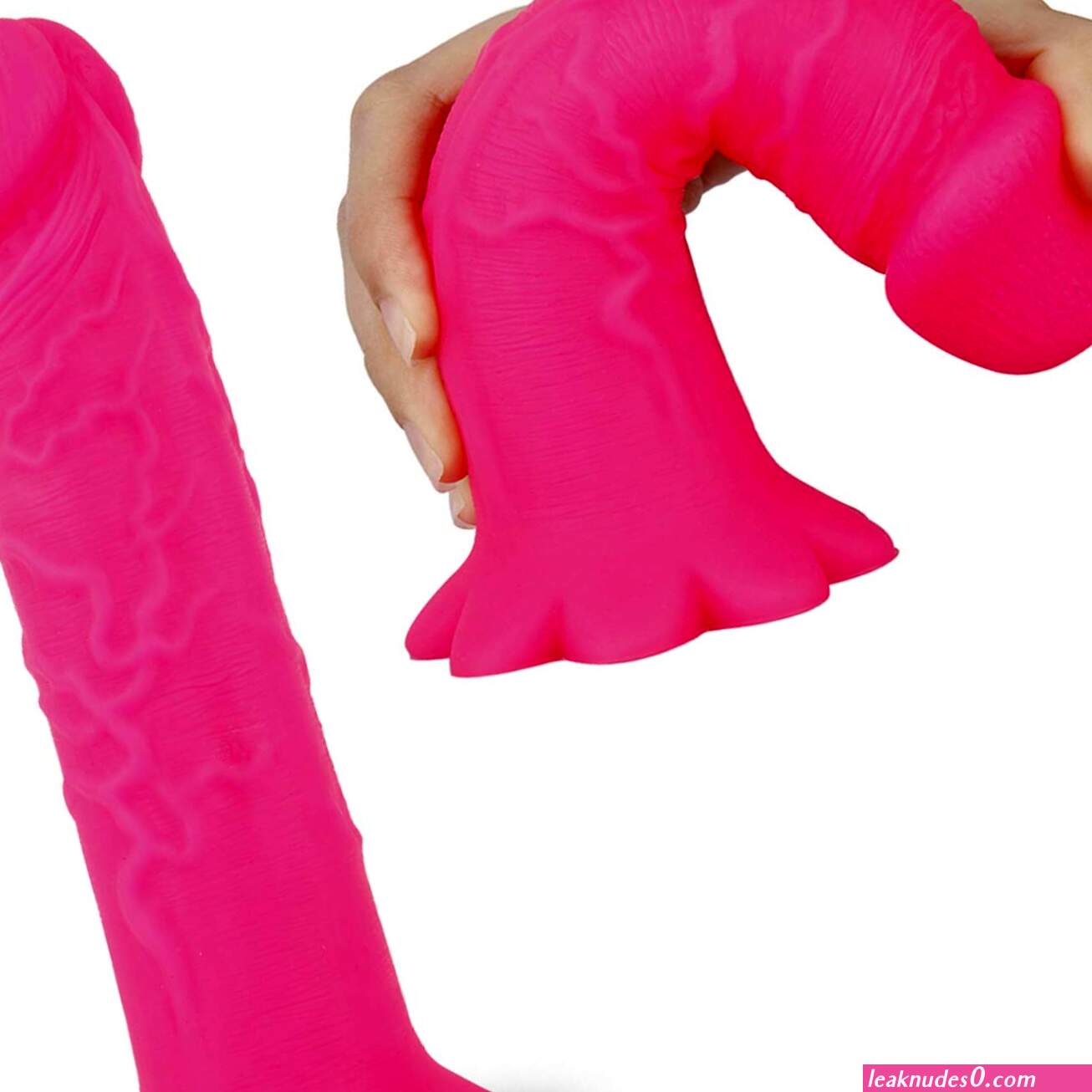 Roosa dildo (photos)