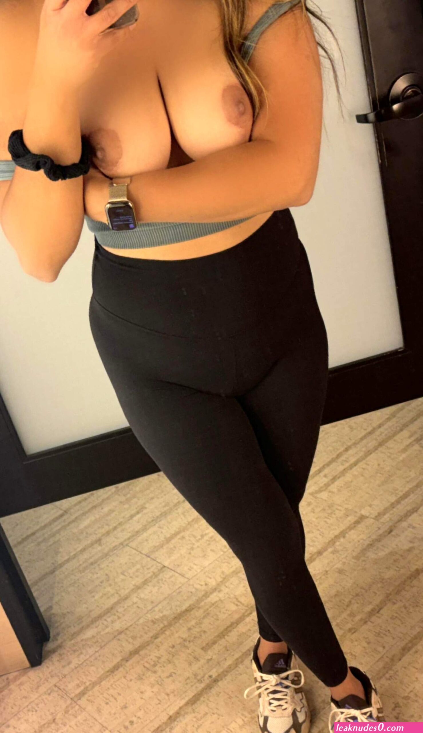 Slut mom fucked (photos)
