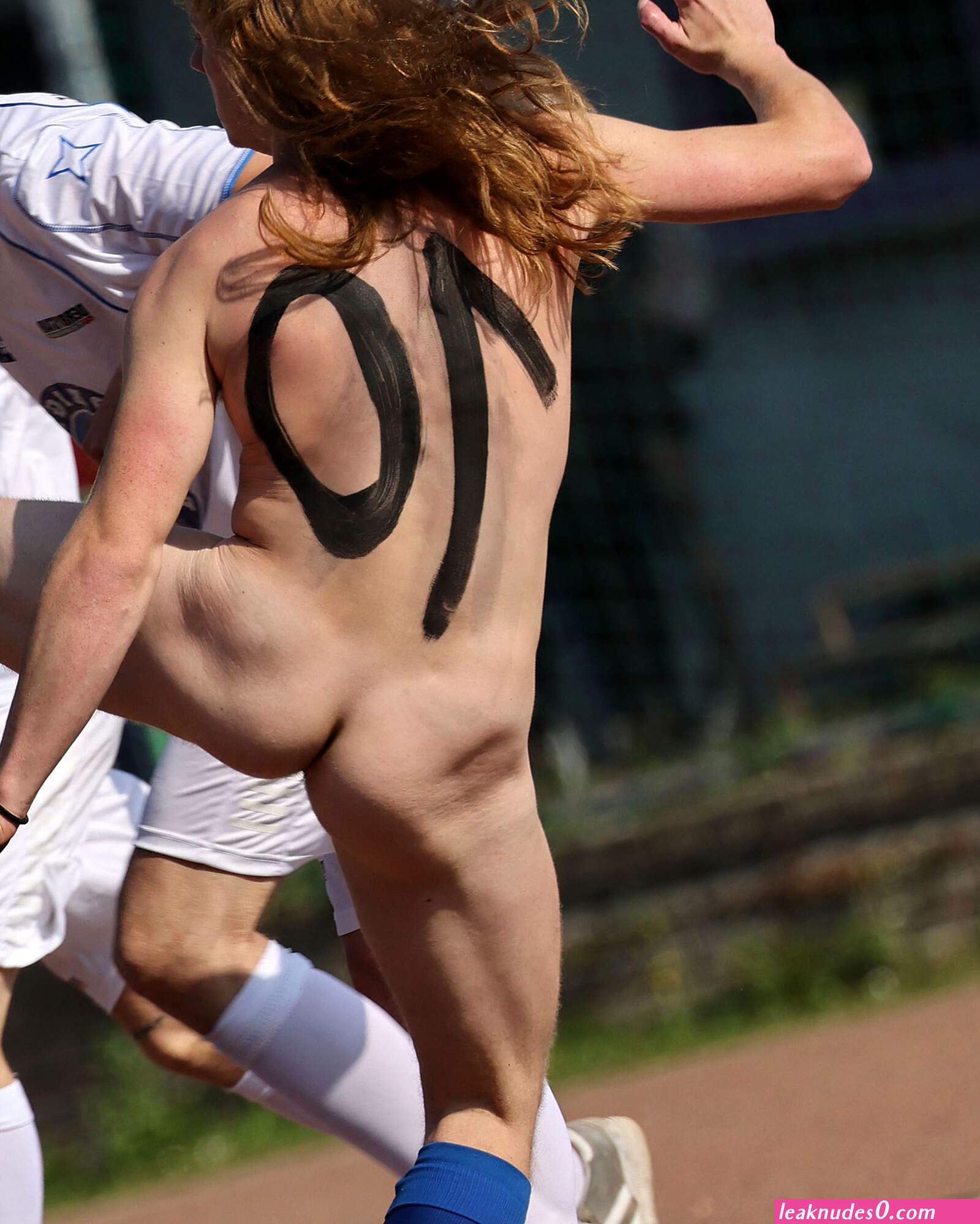 Naked sportswomen (photos)