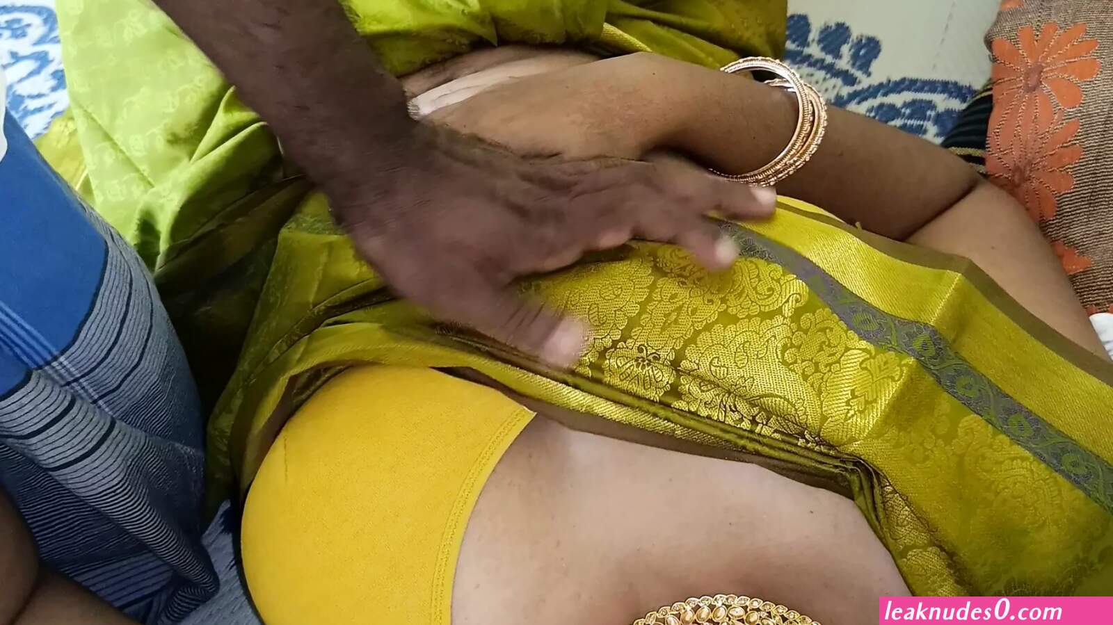 Aunty with big boobsowner son (photos)