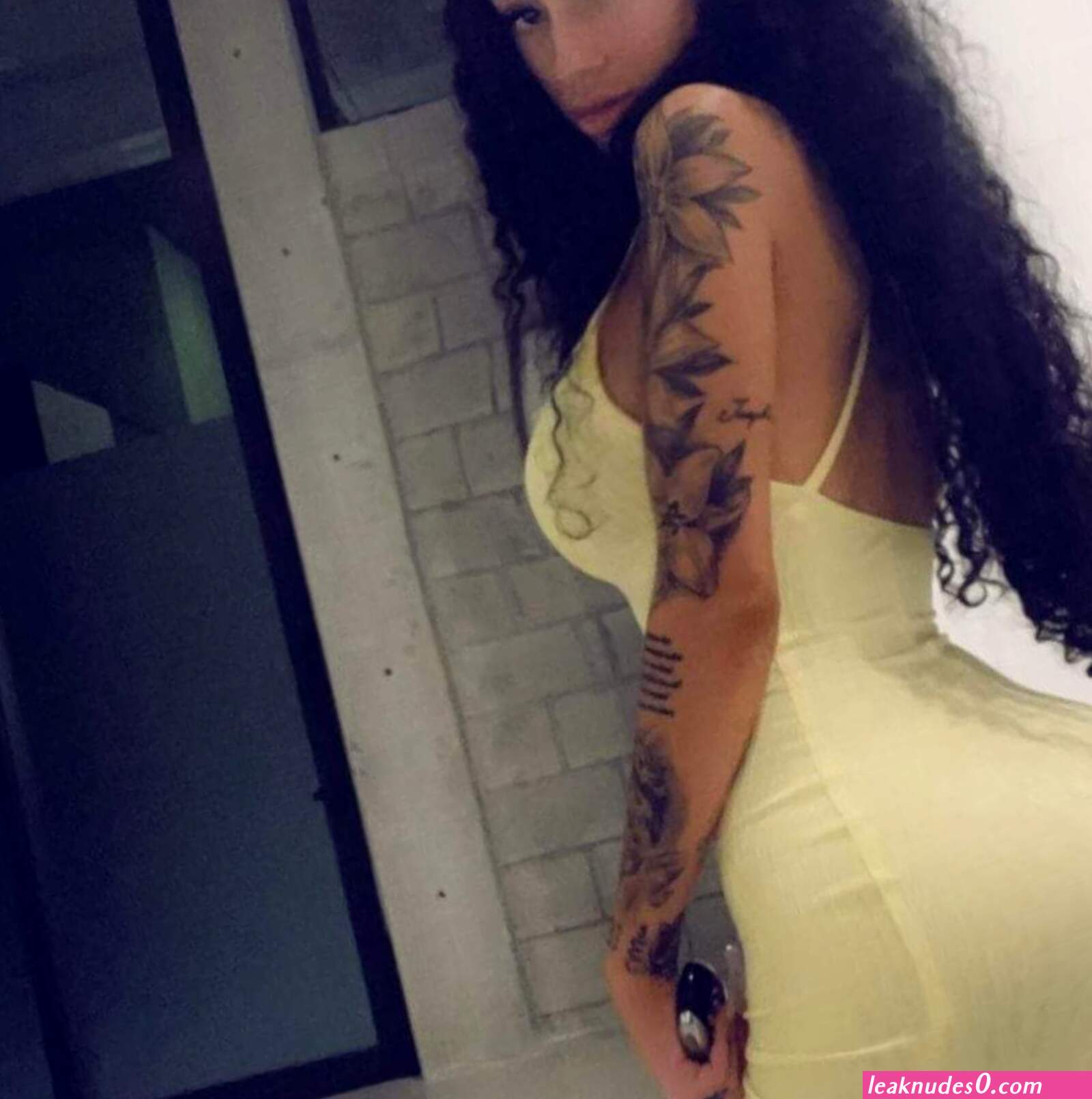 Bhabie big ass (photos)
