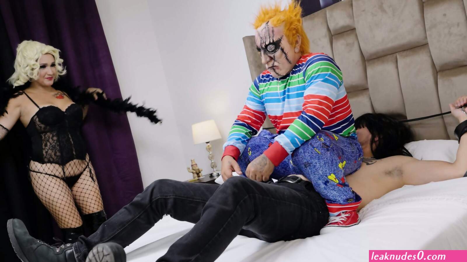 Chuckeet fucks chucky (photos)