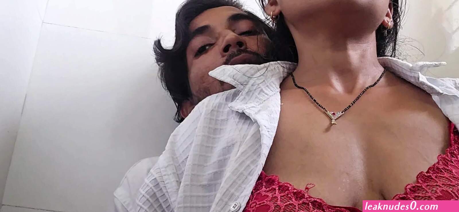 Filmando fingering flagrano pelo novinha (photos)