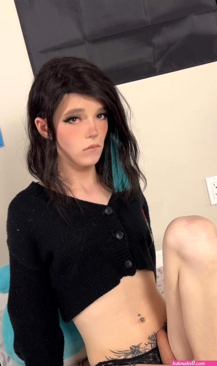 Tears blowjob (photos)