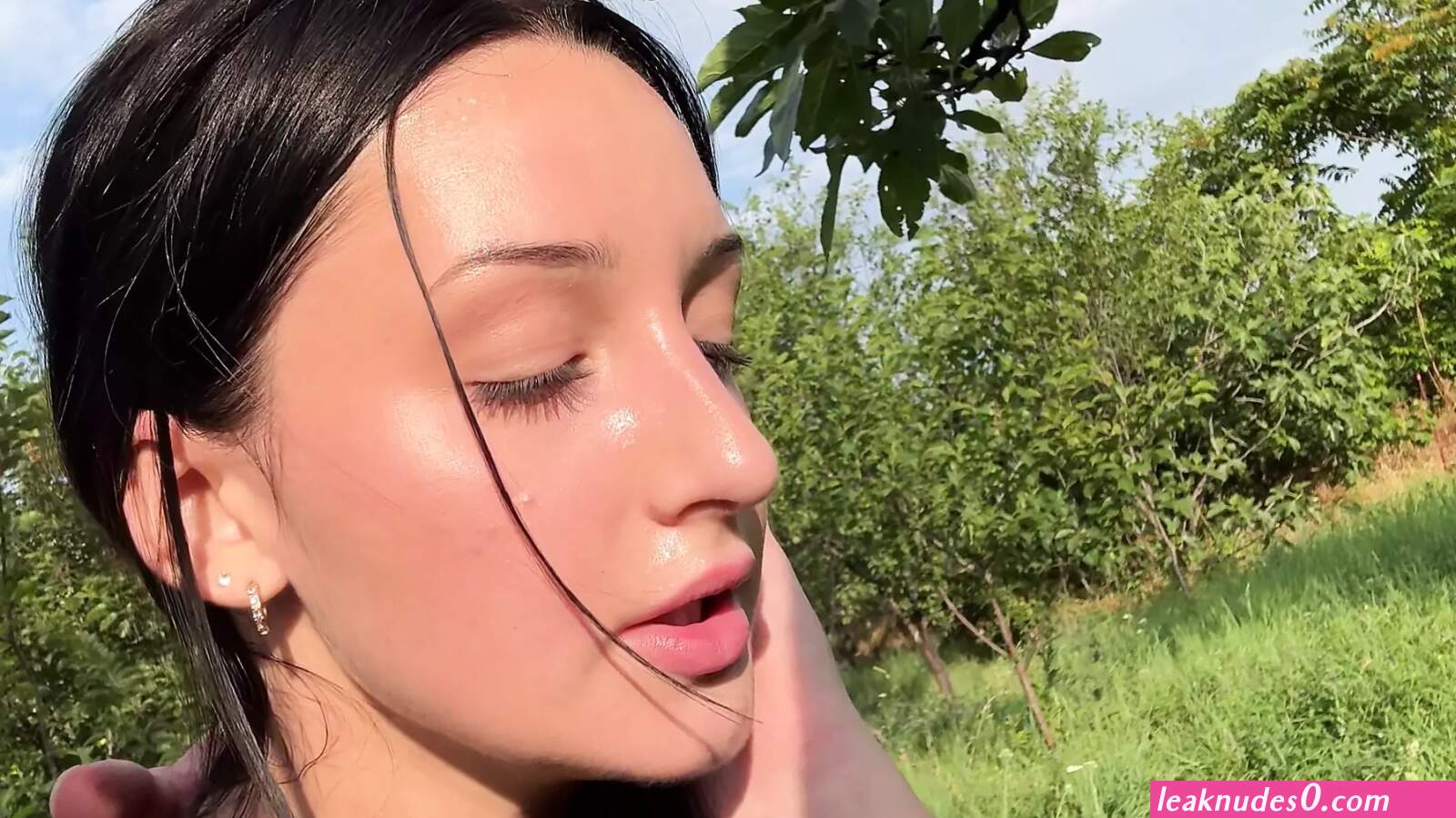 Tourist gets fucked (photos)